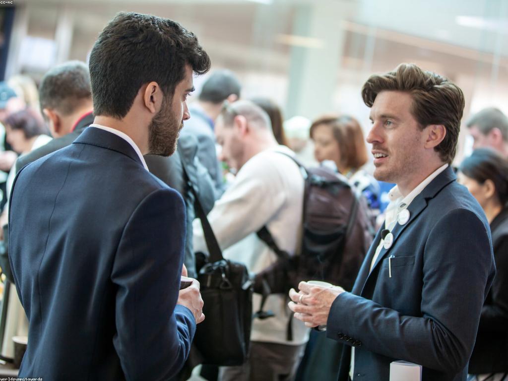 ការពិភាក្សាអំពីរង្វាន់